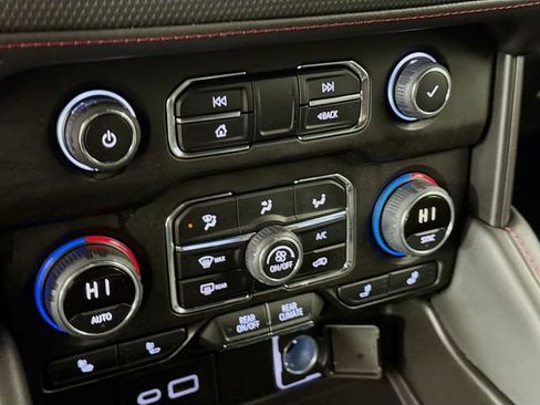 Used 2021 Chevrolet Tahoe RST image 17