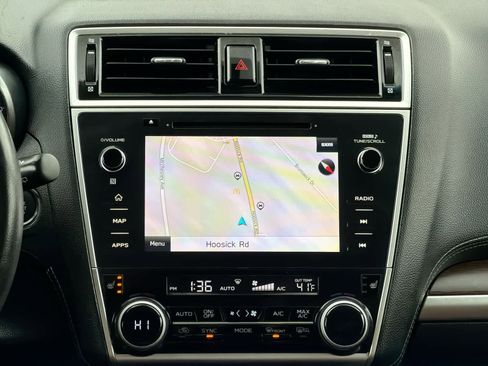 Used 2018 Subaru Outback 2.5i Touring image 30