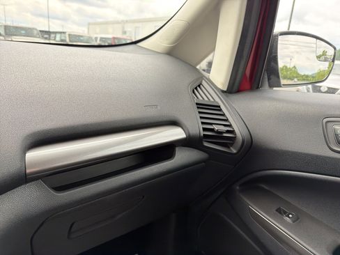 Used 2018 Ford EcoSport SE AWD/4WD image 25