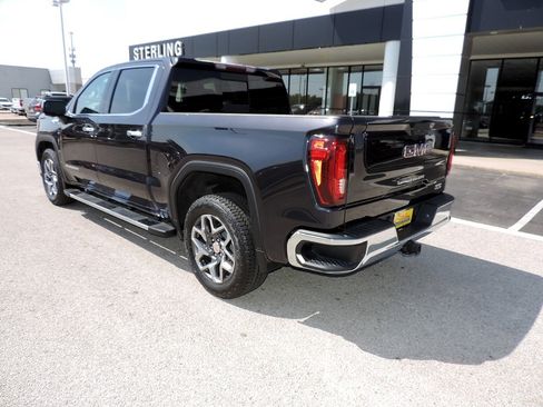 Certified 2023 GMC Sierra 1500 SLT RWD image 7