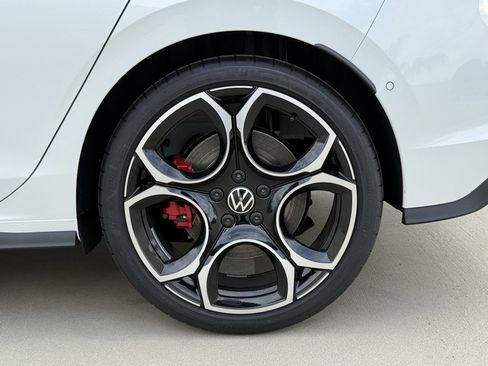 New 2026 Volkswagen GTI Autobahn image 9