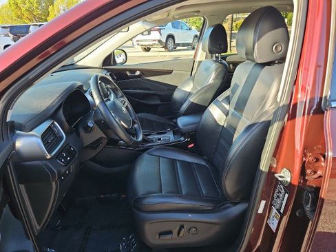 Used 2020 Kia Sorento EX FWD image 18