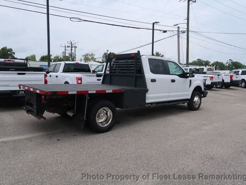 Used 2018 Ford F350 XL w/ Power Equipment Group AWD/4WD image 5