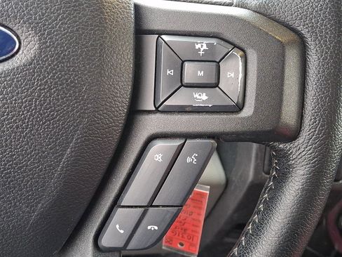 Used 2015 Ford F150 XLT w/ Equipment Group 302A Luxury image 26