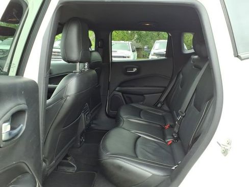 Used 2021 Jeep Compass Latitude AWD/4WD image 11