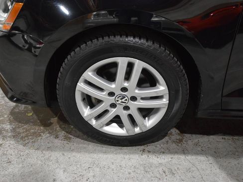 Used 2017 Volkswagen Jetta S FWD image 42