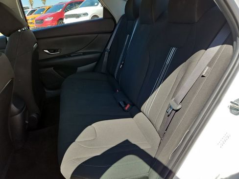 Used 2024 Hyundai Elantra SEL FWD image 21
