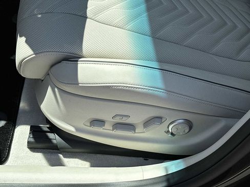 New 2026 Genesis G80 2.5T Sport Prestige image 10