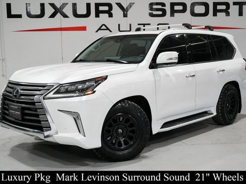 Used 2017 Lexus LX 570 4WD image 1