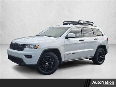 Used 2021 Jeep Grand Cherokee Laredo