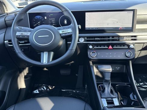 Used 2025 Hyundai Tucson SEL image 2