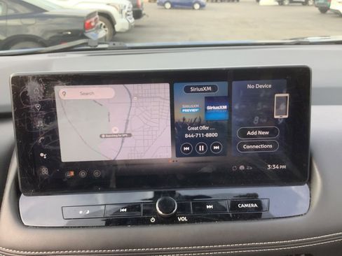 Used 2024 Nissan Rogue SL w/ SL Premium Package image 16