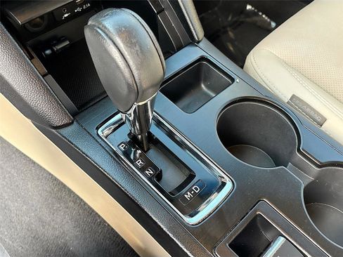 Used 2019 Subaru Outback 2.5i Limited image 17