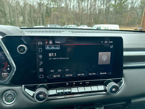 Used 2024 GMC Canyon Elevation w/ Convenience Package image 25