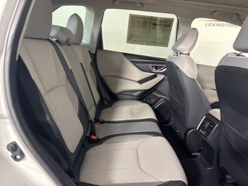 Used 2024 Subaru Forester Premium AWD/4WD image 27