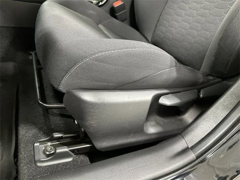 Used 2022 Toyota Corolla SE image 15