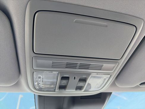 Certified 2021 Honda CR-V EX image 21