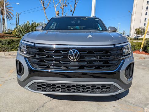 New 2026 Volkswagen Atlas Cross Sport SEL AWD/4WD image 9