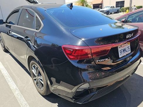 Used 2023 Kia Forte LXS FWD image 3
