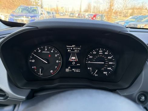 Used 2025 Subaru Crosstrek 2.0i image 30