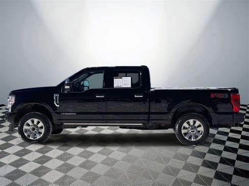 Used 2022 Ford F350 Platinum image 2