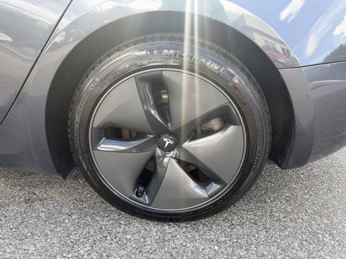 Used 2020 Tesla Model 3 Long Range AWD/4WD image 11