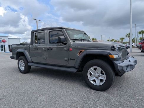 Used 2020 Jeep Gladiator Sport w/ Quick Order Package 24S AWD/4WD image 2
