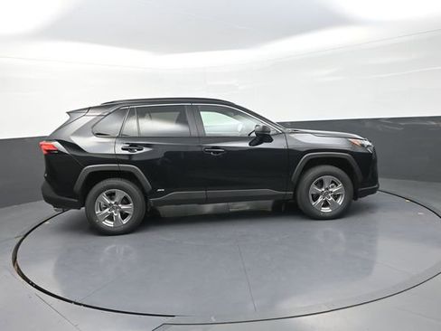 Used 2025 Toyota RAV4 LE image 14
