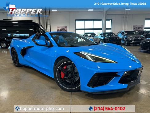 Used 2021 Chevrolet Corvette Stingray Premium Conv w/ Z51 Performance Package image 1