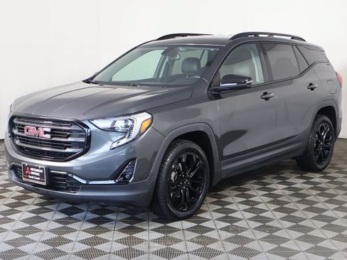 Used 2019 GMC Terrain SLT w/ Black Edition AWD/4WD image 6