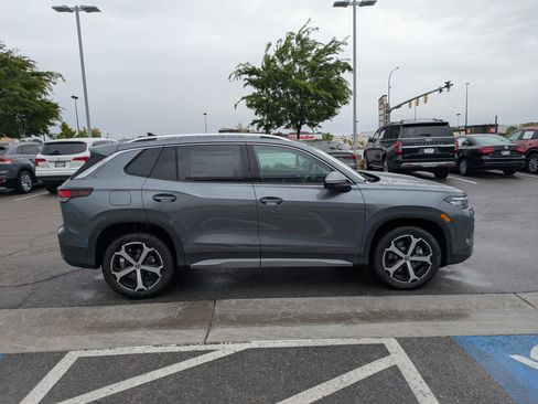 New 2026 Volkswagen Tiguan SE AWD/4WD image 2