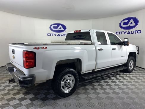 Used 2019 Chevrolet Silverado 2500 W/T image 3