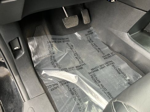 Certified 2024 Honda Odyssey Touring image 19