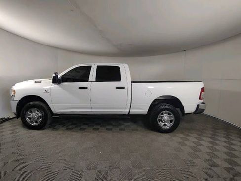 Used 2024 RAM 2500 Tradesman w/ Chrome Appearance Group image 7