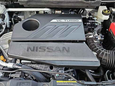 Certified 2025 Nissan Rogue SV image 29