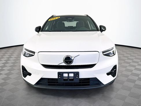 Used 2023 Volvo XC40 Recharge Plus AWD/4WD image 4