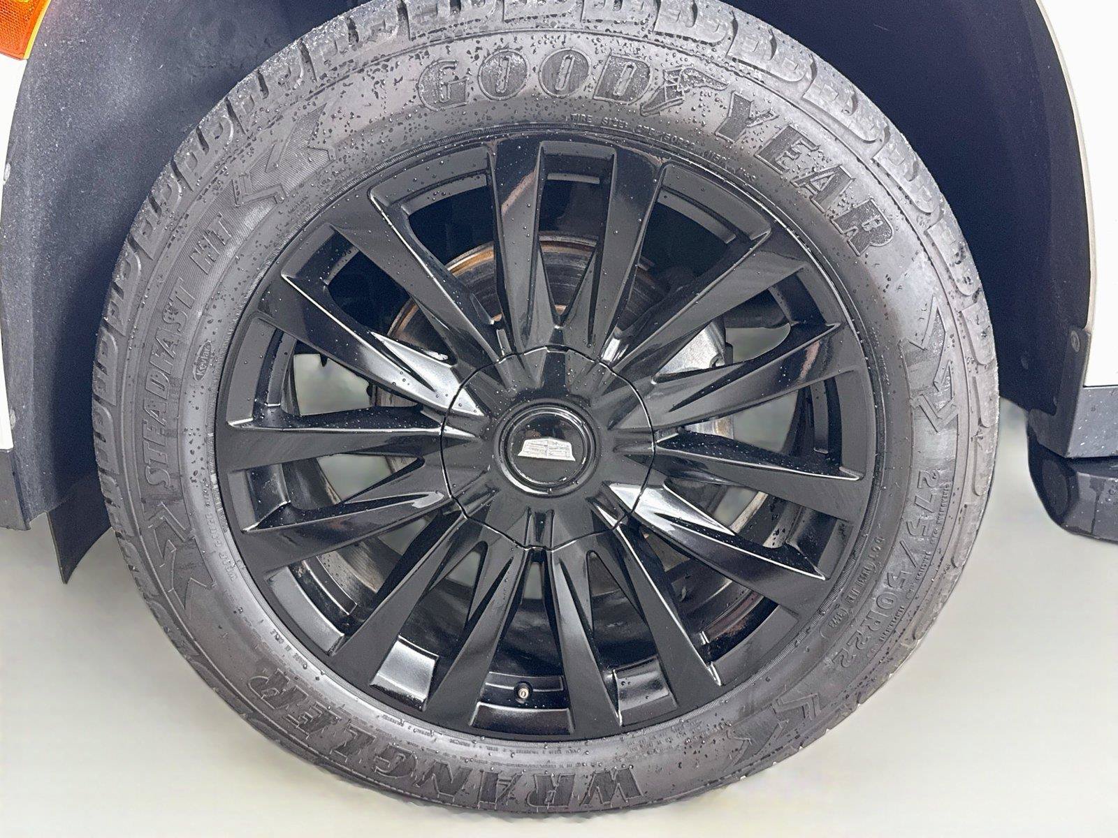 Used 2022 Cadillac Escalade ESV Luxury AWD/4WD image 8