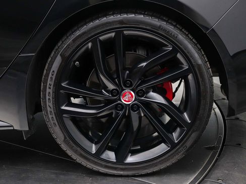 Used 2018 Jaguar XF S RWD image 13