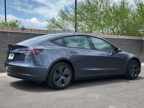 Used 2023 Tesla Model 3 Standard Range RWD image 8