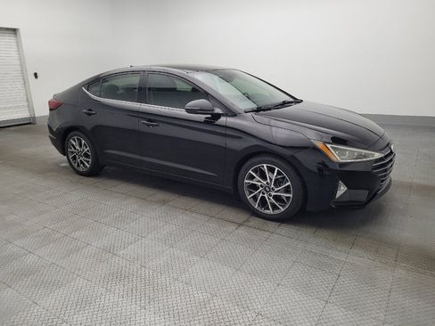Used 2020 Hyundai Elantra Limited w/ Cargo Package (C1) image 11