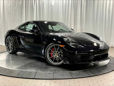 New 2025 Porsche 718 Cayman GTS image 9