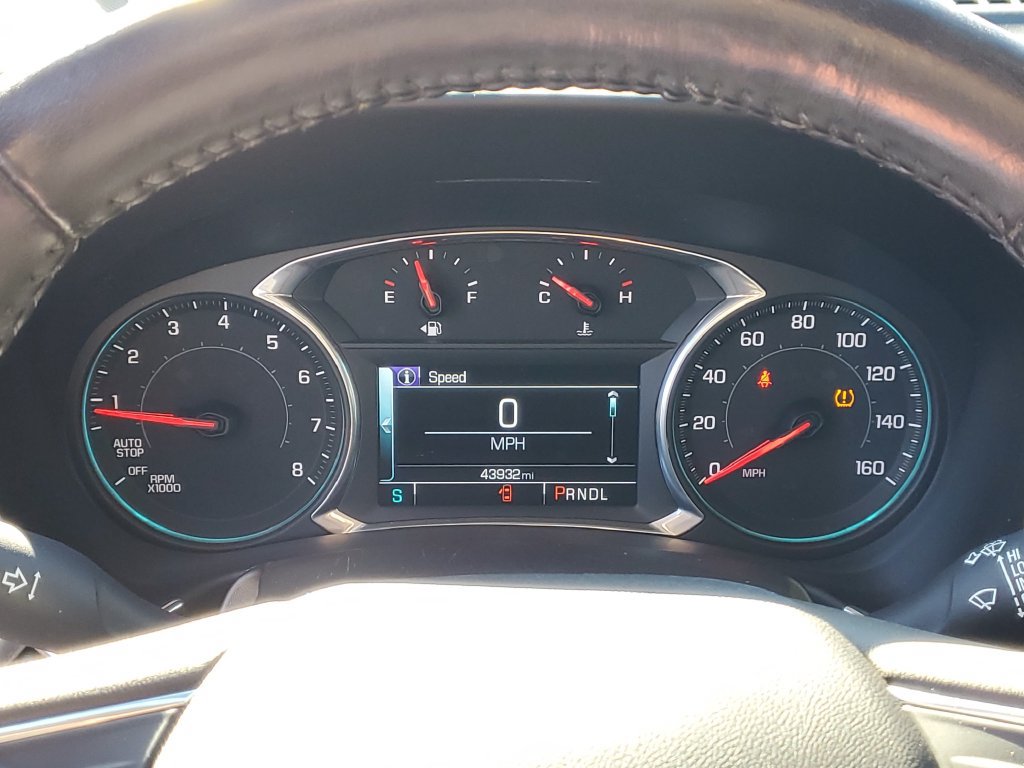 Used 2018 Chevrolet Equinox Premier FWD image 12
