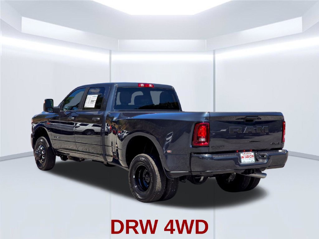New 2026 RAM 3500 Big Horn AWD/4WD image 19