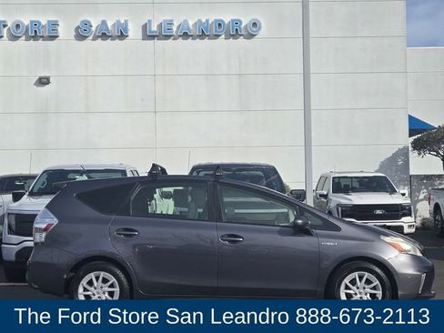 Used 2012 Toyota Prius V Three image 7