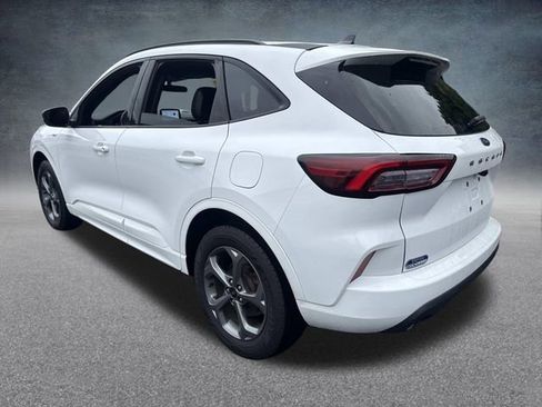 Used 2023 Ford Escape ST-Line Select AWD/4WD image 9