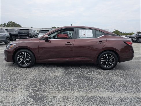 Used 2024 Nissan Sentra SV FWD image 4