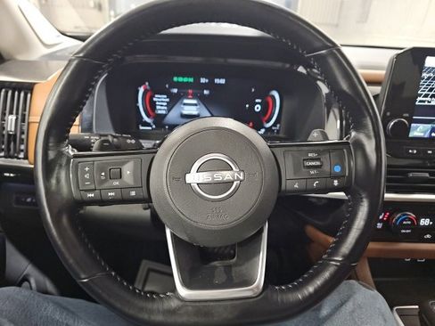 Certified 2023 Nissan Pathfinder Platinum w/ Cargo Package image 14