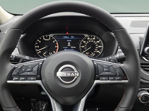 Used 2024 Nissan Altima 2.5 SR image 15