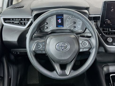 Used 2024 Toyota Corolla LE image 18