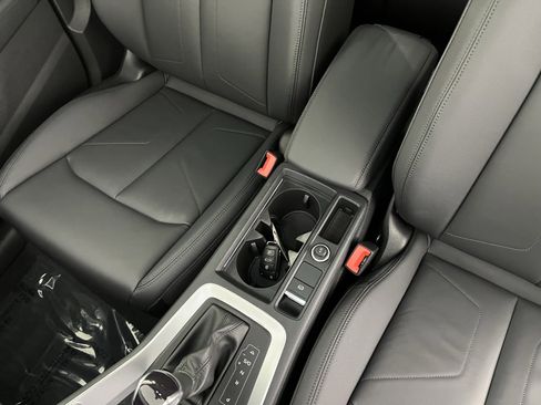 Used 2025 Audi Q3 2.0T Premium w/ Convenience Package image 18